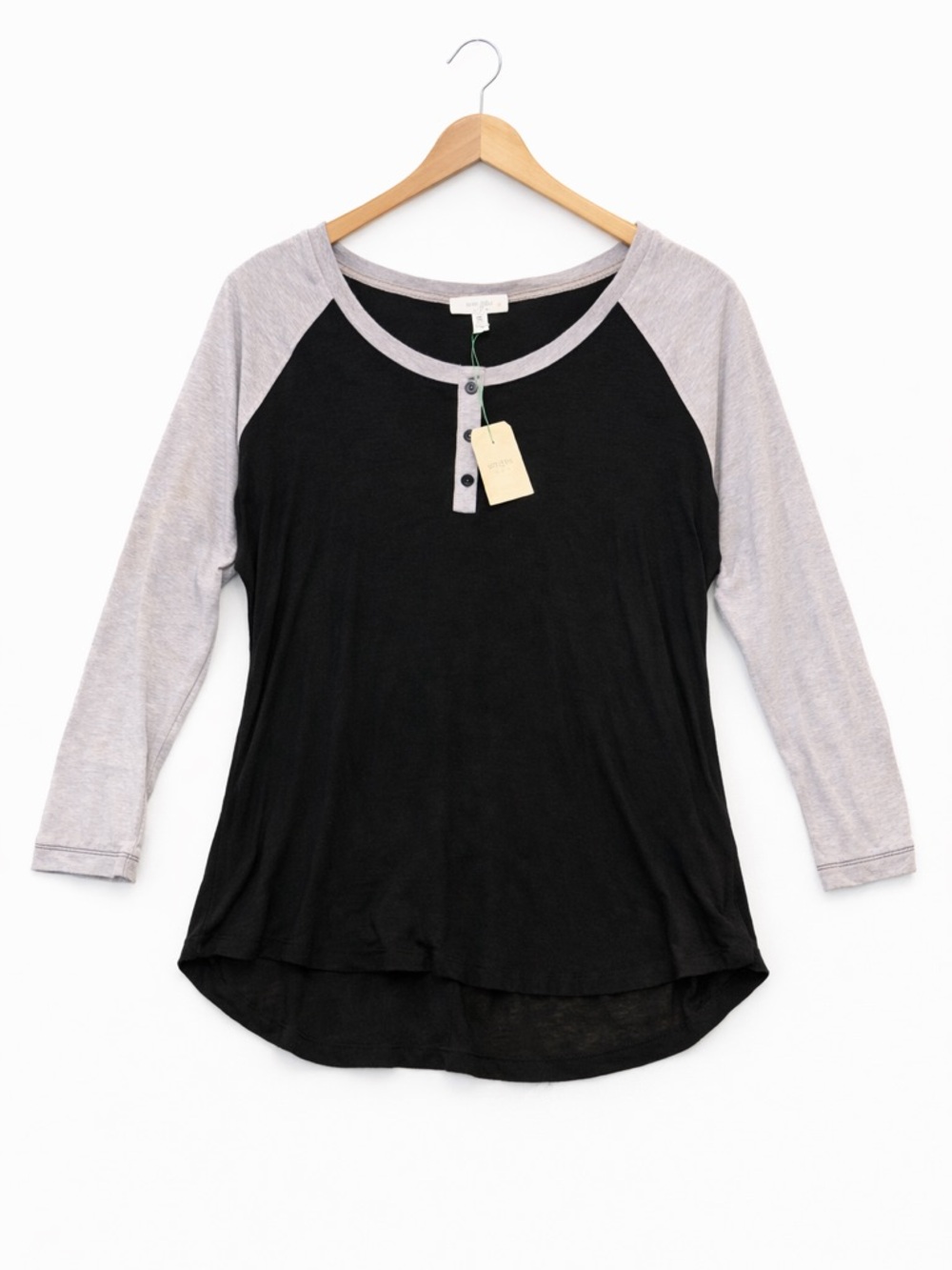 Umgee NWT 2X Black Gray Raglan Top High Low Hem Flowy Plus Size